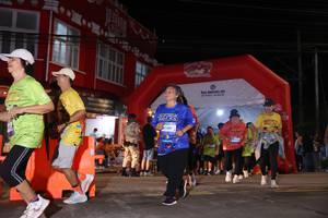 BIB: 160
                            <button type="button" onclick="openModal(26262747)" class="btn btn-primary btn-sm float-right btn-popup" data-toggle="modal" data-target=".modal-high-quality">
                        <i class="fas fa-shopping-cart"></i> Add to Cart
                    </button>
                                            <button type="button" onclick="isThisMe(26262747, true)" class="btn btn-success btn-sm float-right btn-popup btn-isme hidden" data-toggle="tooltip" data-placement="bottom" title="นี่คือรูปของคุณใช่ไหม คลิกที่นี่เพื่อเอาเข้าอัลบั้ม">
                        <i class="fas fa-plus"></i> Add to album
                    </button>
                    <button type="button" onclick="isThisMe(26262747, false)" class="btn btn-warning btn-sm float-right btn-popup btn-isnotme hidden">
                        <i class="fas fa-ban"></i> Remove from album
                    </button>